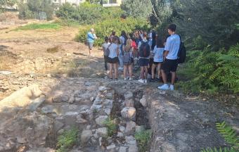 Visite éducative sur le site archéologique de Rafina